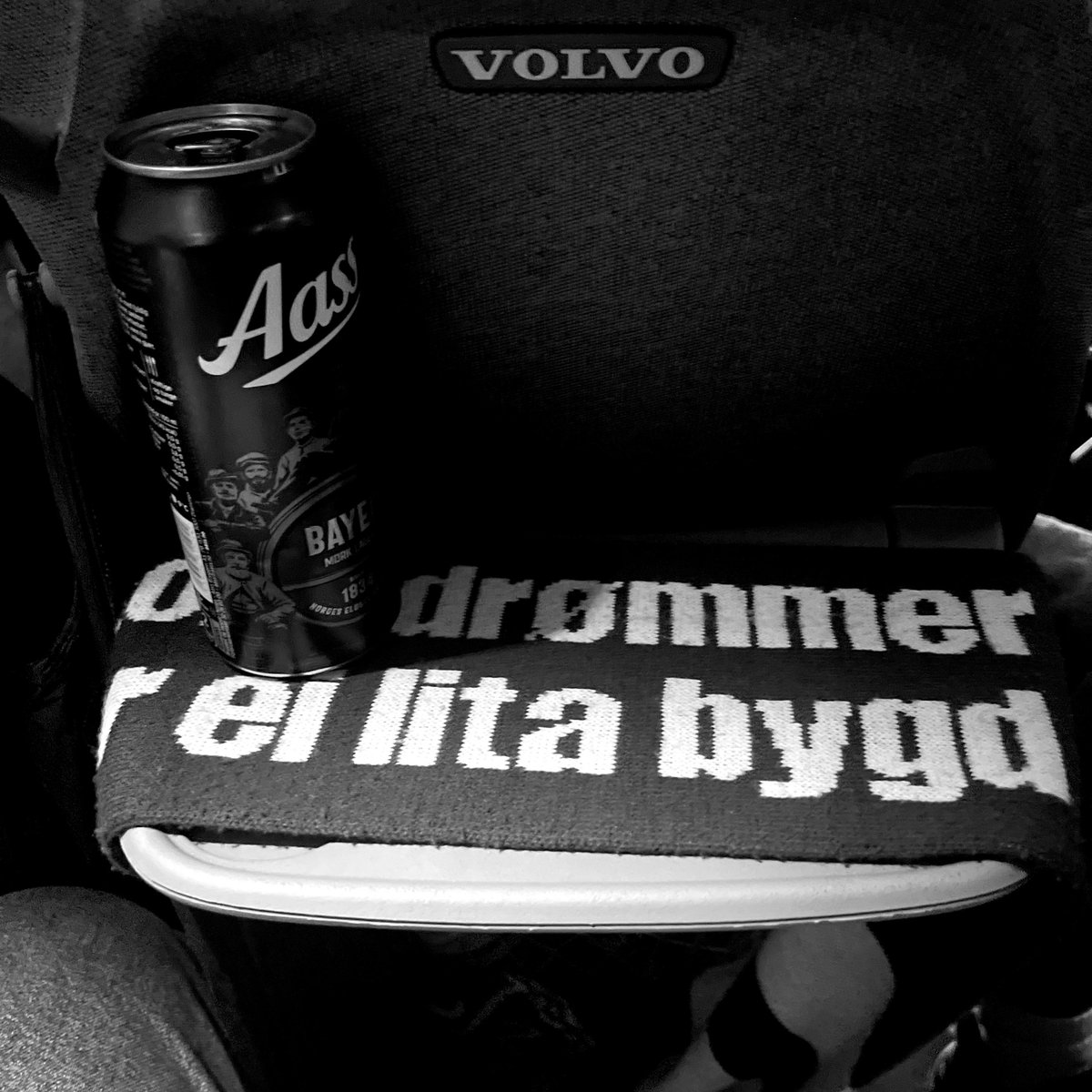 Bayer1910's tweet photo. Urædd FK (b) https://t.co/B3wKEbLIT2