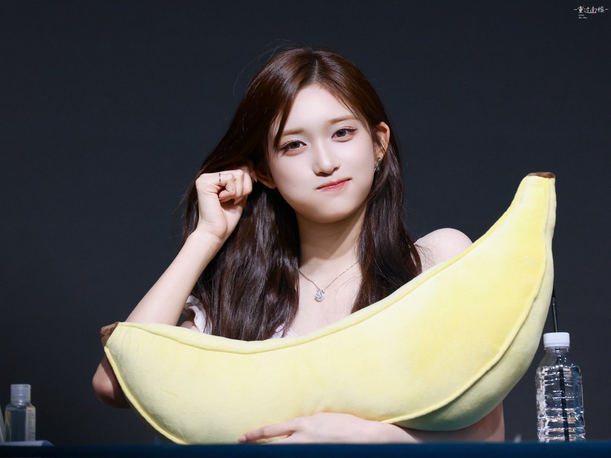 Nanlou1201's tweet photo. 260531

#이서 #LEESEO #イソ
#IVE #아이브 https://t.co/JplSjPzMJl