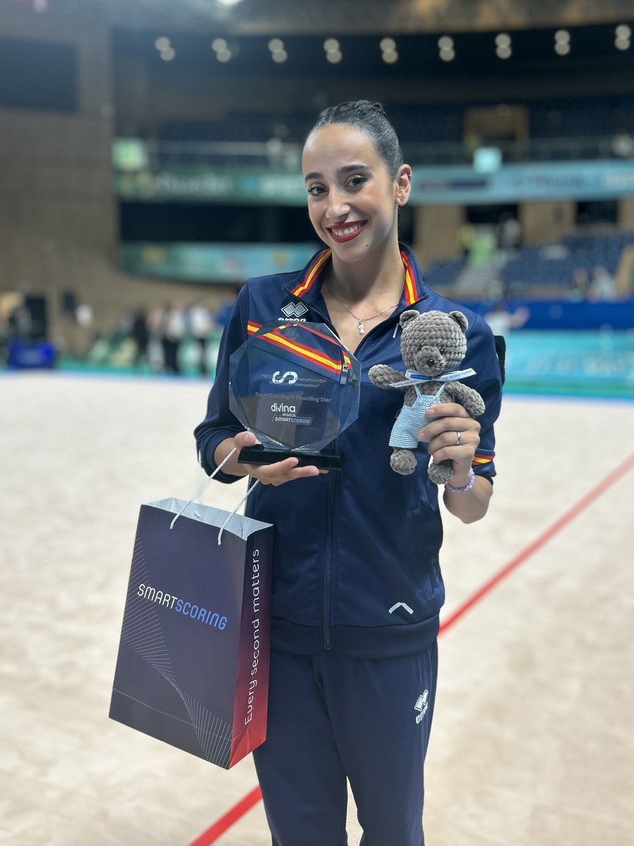 RFEGimnasia's tweet photo. 🏆 Alba Bautista recibe el premio “Smartscoring shooting star” en el Campeonato de Europa #Varna2026 ⭐️

¡ENHORABUENA! https://t.co/M6mc8pyGJO