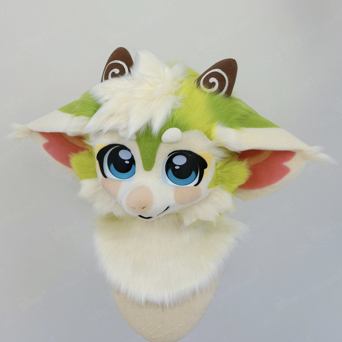 mjn09369549's tweet photo. 🍏 Green apple dragon fursuit premade Auction 🍏

SB:1500USD(Not including shipping)
MB:50USD
AB:X

End 2026/06/07 at 24:00pm（UTC+8）

I'll post the details in the comments section. If you're interested, welcome to DM me!

#furry #fursuit https://t.co/5v2nFK7mAS