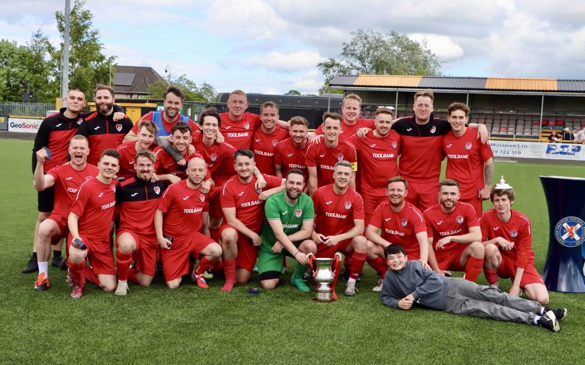 ScotAmFA's tweet photo. Only Sport Sunday Trophy Winners 2025-2026
Caledonian Spartans 
Win 4-3 on penalties, after 3-3 at end of regulation time. https://t.co/rnmZCqQo64