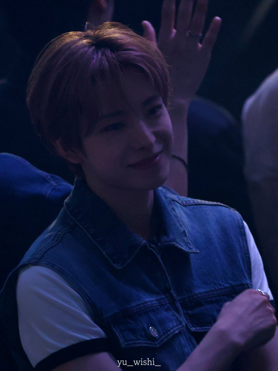 코시˚࿔⋆ tweet media