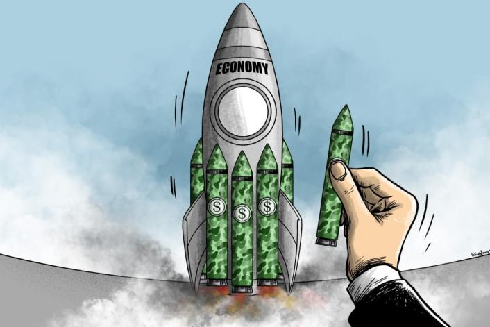 VictoriaBe5213's tweet photo. Exporting #weapons = fueling wars elsewhere. We, of all people, should know the pain of being bombed. Stop this madness.#Japan https://t.co/lt94VuLfSn
