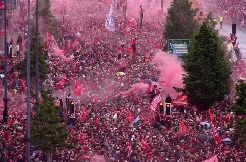 Agatie7's tweet photo. @Arsenal @epaphroditus14 Congratulations gunners https://t.co/Iju178Ossj