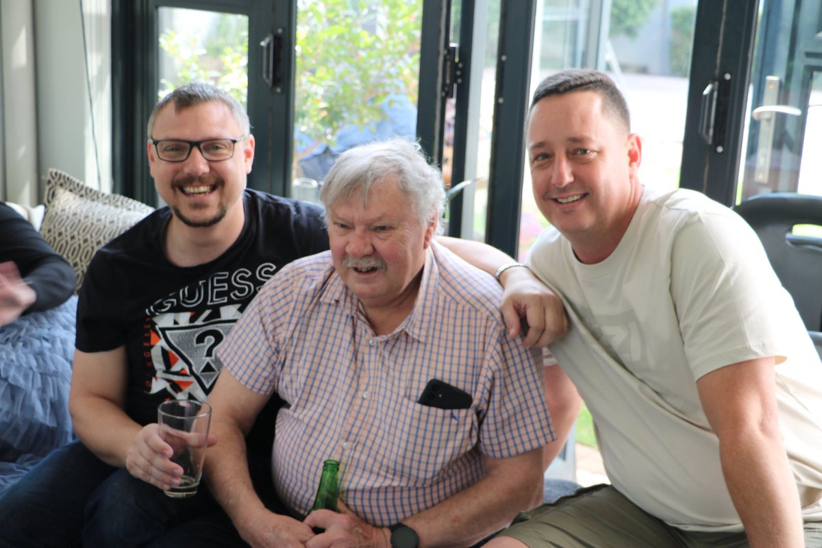 oldandall's tweet photo. Geluk my Liewe Pa. So lief vir Pa en sommer my hele familie! https://t.co/zq03FzWK91