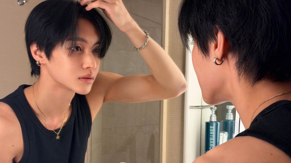 yourrubyx's tweet photo. มึง กรุตราย ㅠㅠㅠㅠㅠㅠㅠㅠㅠㅠㅠㅠㅠㅠㅠㅠㅠㅠㅠㅠㅠㅠㅠ วอนบิน หล่อชิบหาย อ้าก กกก 😭😭😭😭😭🔫🔫🔫🔫🔫🔫 https://t.co/4Cf7KaHLu3