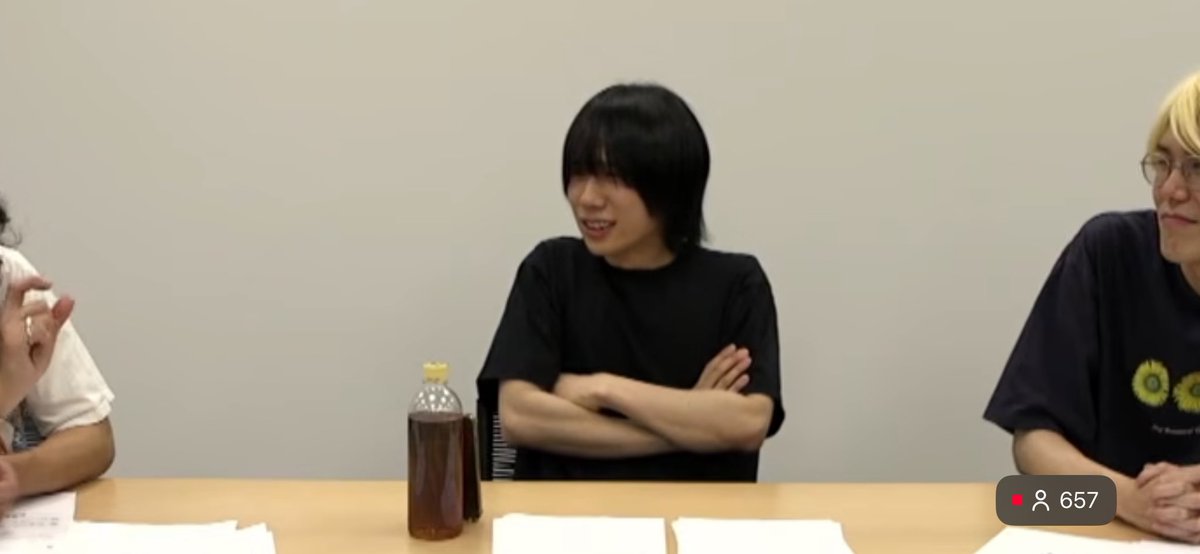 namasoda3e0e's tweet photo. 目が合うナカシマ
ガン飛ばすナカシマ
笑顔のナカシマ
峯岸さんから麻酔の話を聞いて嫌がるナカシマ https://t.co/3v5IEiorzz
