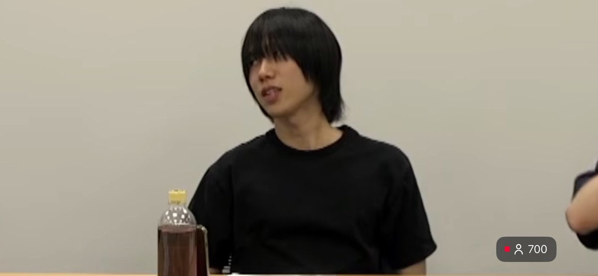 namasoda3e0e's tweet photo. 目が合うナカシマ
ガン飛ばすナカシマ
笑顔のナカシマ
峯岸さんから麻酔の話を聞いて嫌がるナカシマ https://t.co/3v5IEiorzz