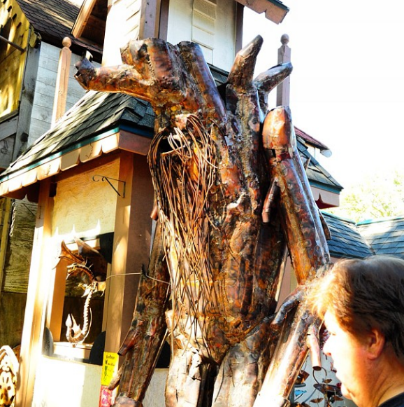 CoppersmithSTUs's tweet photo. Found an old pic of our Treebeard/Ent on Instagram today lol
(https://t.co/Gq8qb3creR) https://t.co/8Z2HFGYT3l