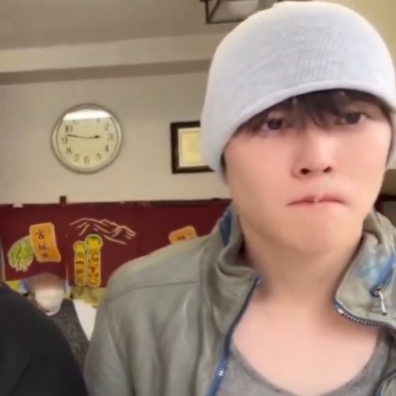 kittyseokbabe's tweet photo. หนิ ก้อคืออยากรู้อะว่าชั้นเหมือนคุนมู๋ซูซ่ารึป่าวเอ่ย ?  ก้อได้ยินคนเรียกชั้นแบบนั้นอะ https://t.co/rrNeUn6z7X