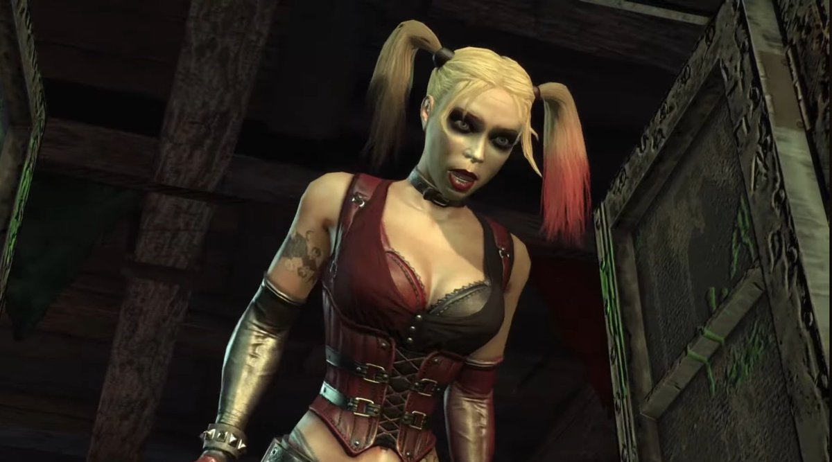 moonknight5657's tweet photo. Harley Quinn throughout the Arkham game series https://t.co/u6xzZPys9N