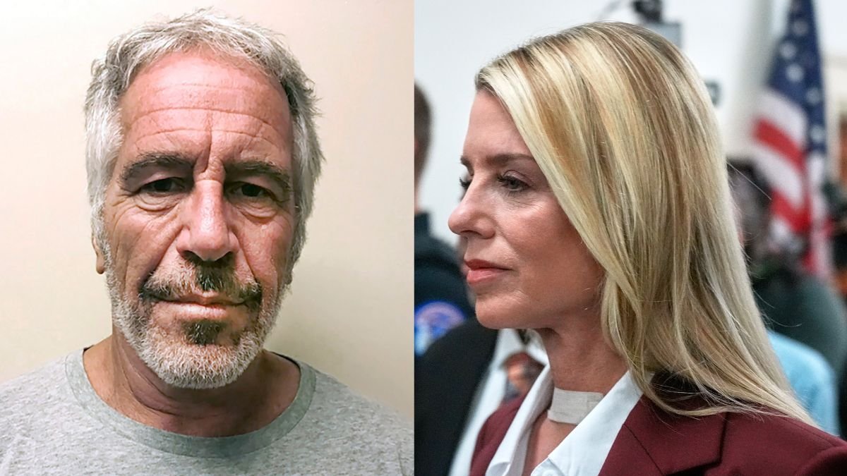 Yelm_Blogger's tweet photo. What IS in the Epstein Files that Trump and his goons keep vigorously hiding? https://t.co/JgF7wjhmYi https://t.co/cj9lQOHXkp