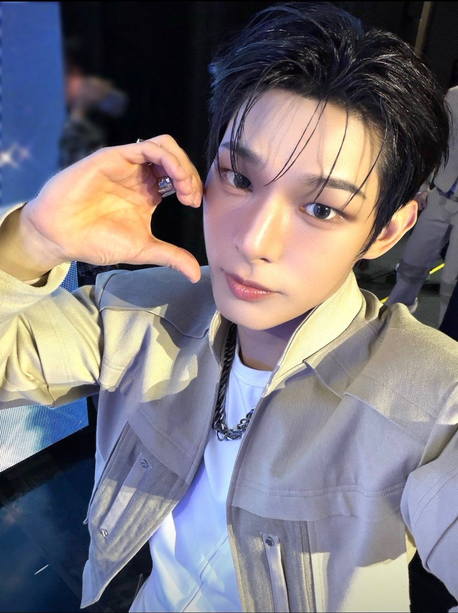 hanvensource's tweet photo. 📝 260531 헬스키티븐🎀 WROTE A POST ON WEVERSE 

“아홉 첫 콘서트 The First Spark 함께 해줘서 너무 고마워요!! 2일 동안 포하 만나고 서로 행복한 시간 보낼 수 있어서 너무 좋았어요☺️💕” 

#SIRENZ #사이렌즈 #HANVEN #한븐 #STEVEN #스티븐 https://t.co/zdkEcU3qCi