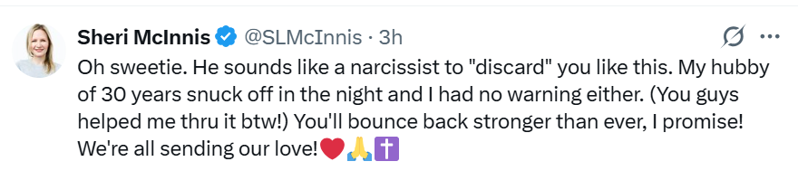 MsPerry103's tweet photo. @theroyaleditor @Nicomac_666 @BrucioMcCulloch @nancytsidley Bitter, jealous Meghan trolls telling on themselves in the comments. 🤣 They hate Meghan because she has everything they ever wanted and will never have. https://t.co/6Ne9eONtnq