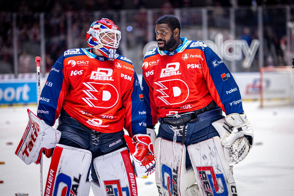 HCPCE's tweet photo. Malcolm Subban bude oblékat pardubické barvy i v nadcházející sezoně! Dvaatřicetiletý gólman, který v minulé sezoně získal s Pardubicemi extraligový titul, podepsal s organizací Dynama novou smlouvu. ✍🏻

See you soon, Malcolm! ❤️ https://t.co/iGFZDYyOov