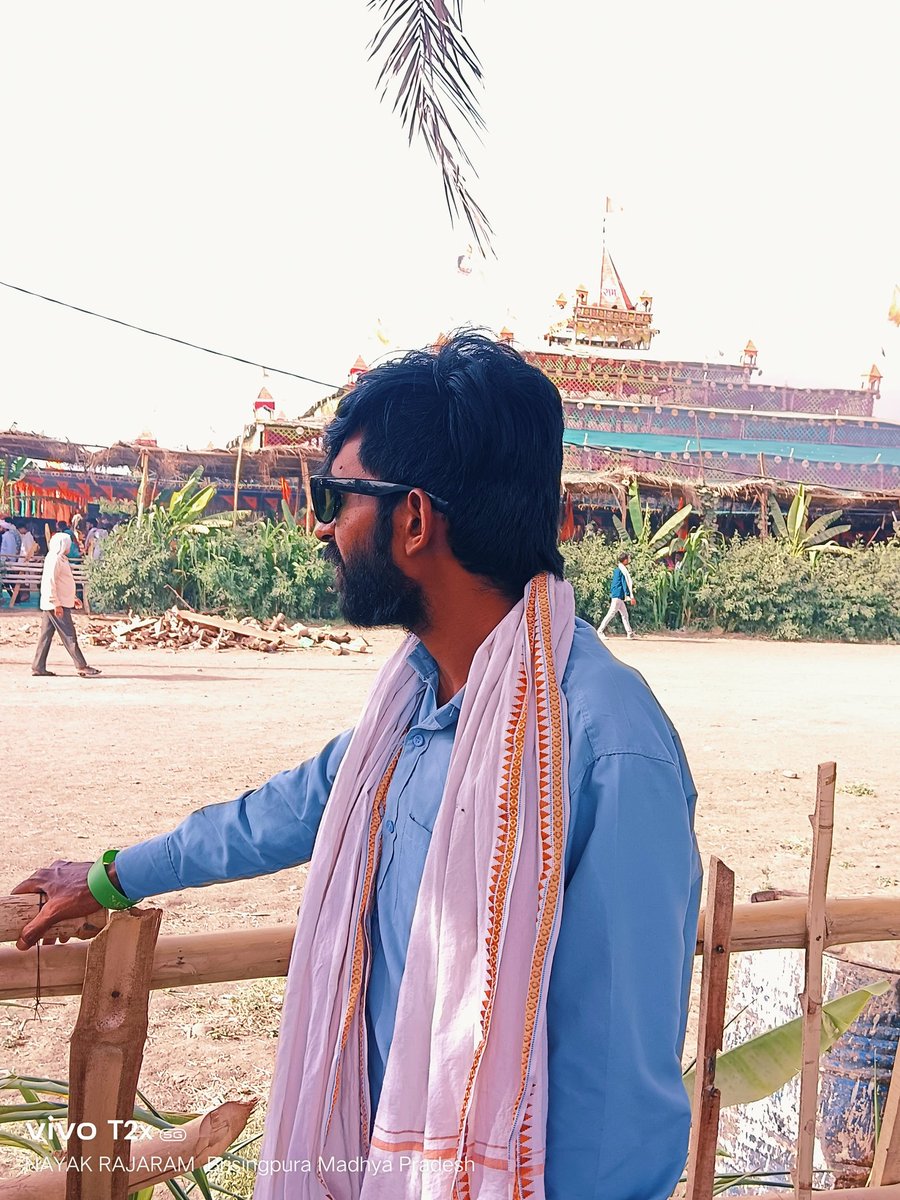 rajaramnayak52's tweet photo. “अपने लक्ष्य के लिए पागल बनो, दुनिया खुद रास्ता देगी।”🔥💯
#Kuch #nhi #bus #yuhi https://t.co/bDvBv8668o