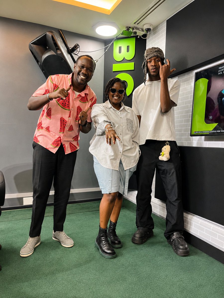 mulondephiebe's tweet photo. We deya Soooo this weeken we turned up for #FNR we de bwoys 

Cool vibes only nothing less👌🔥
 #BigHitStation
#phiebemulonde https://t.co/D0u6noQ2Yb