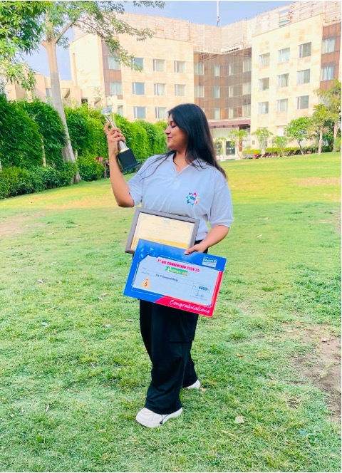 SSMSIMATS's tweet photo. Proud moment for SSM alumna Ms. Shruthi Vyas (Batch 2019–21)! Team Naari Shakthi secured Runner-Up at the 7th Annual QCC &amp; QIT Convention. A great example of leadership &amp; teamwork. #SSM https://t.co/d1m0GQ8F0p