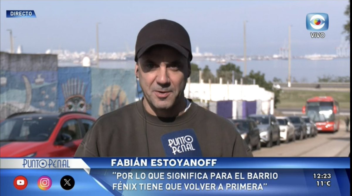 Punto_Penal's tweet photo. “Nunca me gustó cuando se lo criticaba a Leo Fernández. Es un jugador extraordinario”

🗣️ Lolo Estoyanoff en #PuntoPenalEnEl10 https://t.co/OLeu0b7VM6