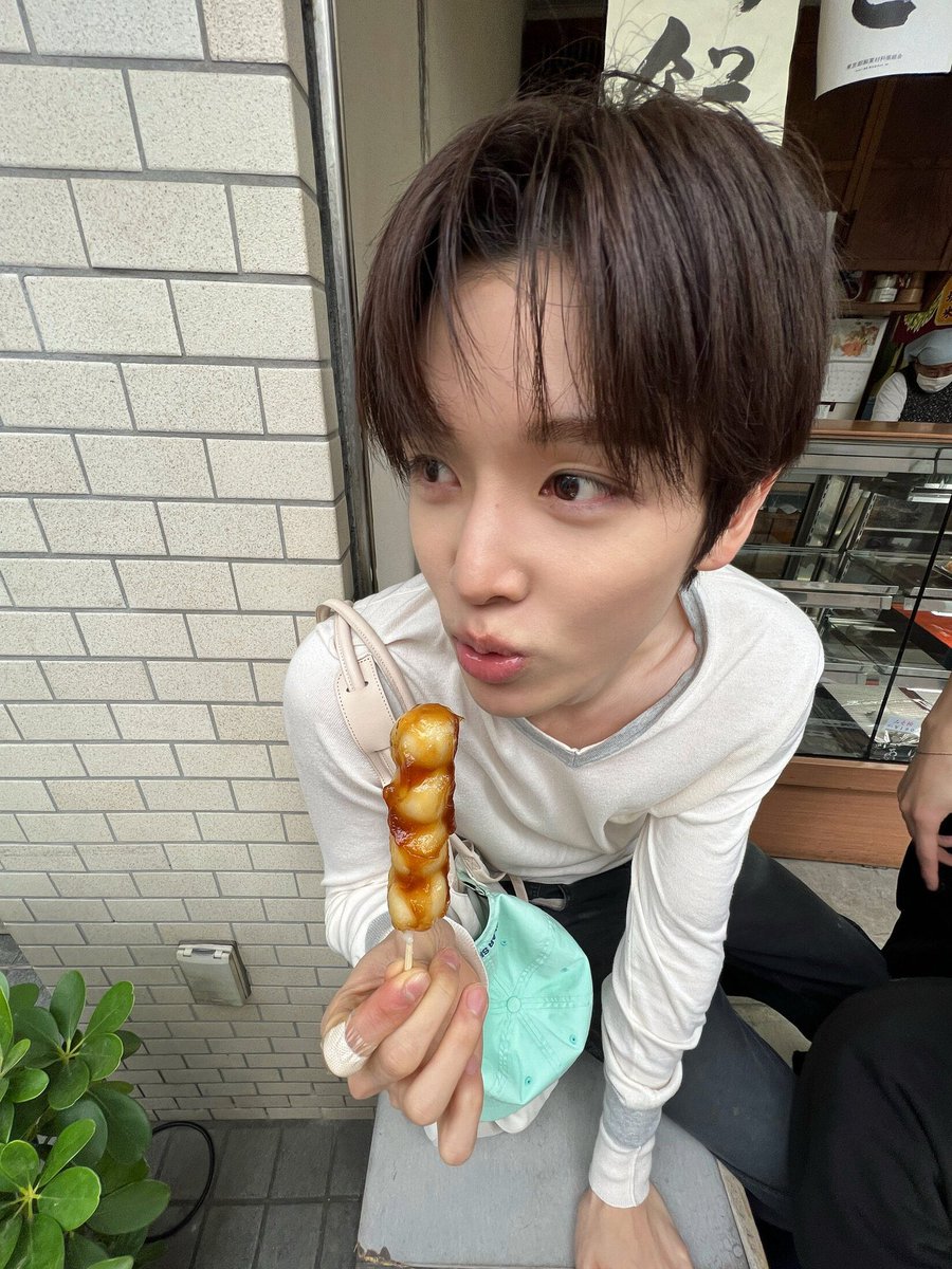 inyraunaj's tweet photo. น่าลักจังวะทำปากมู๋อะ😭😭😭🩷 https://t.co/s7Cr575HSj