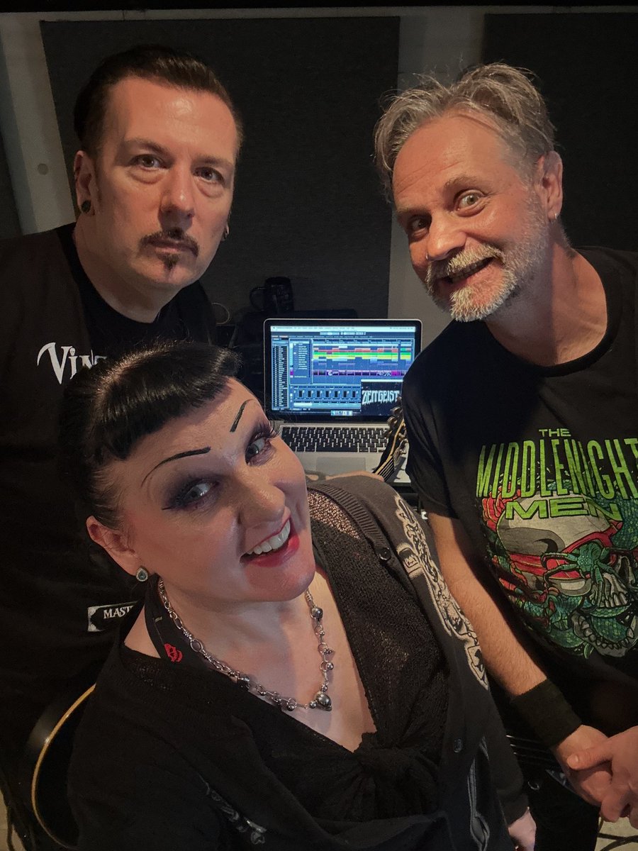 ZeitgeistZero's tweet photo. Today we are rehearsing for our next show Darker Days Festival in June. It’s good to get together and actually play our songs. 😀 https://t.co/MqddjtucYI