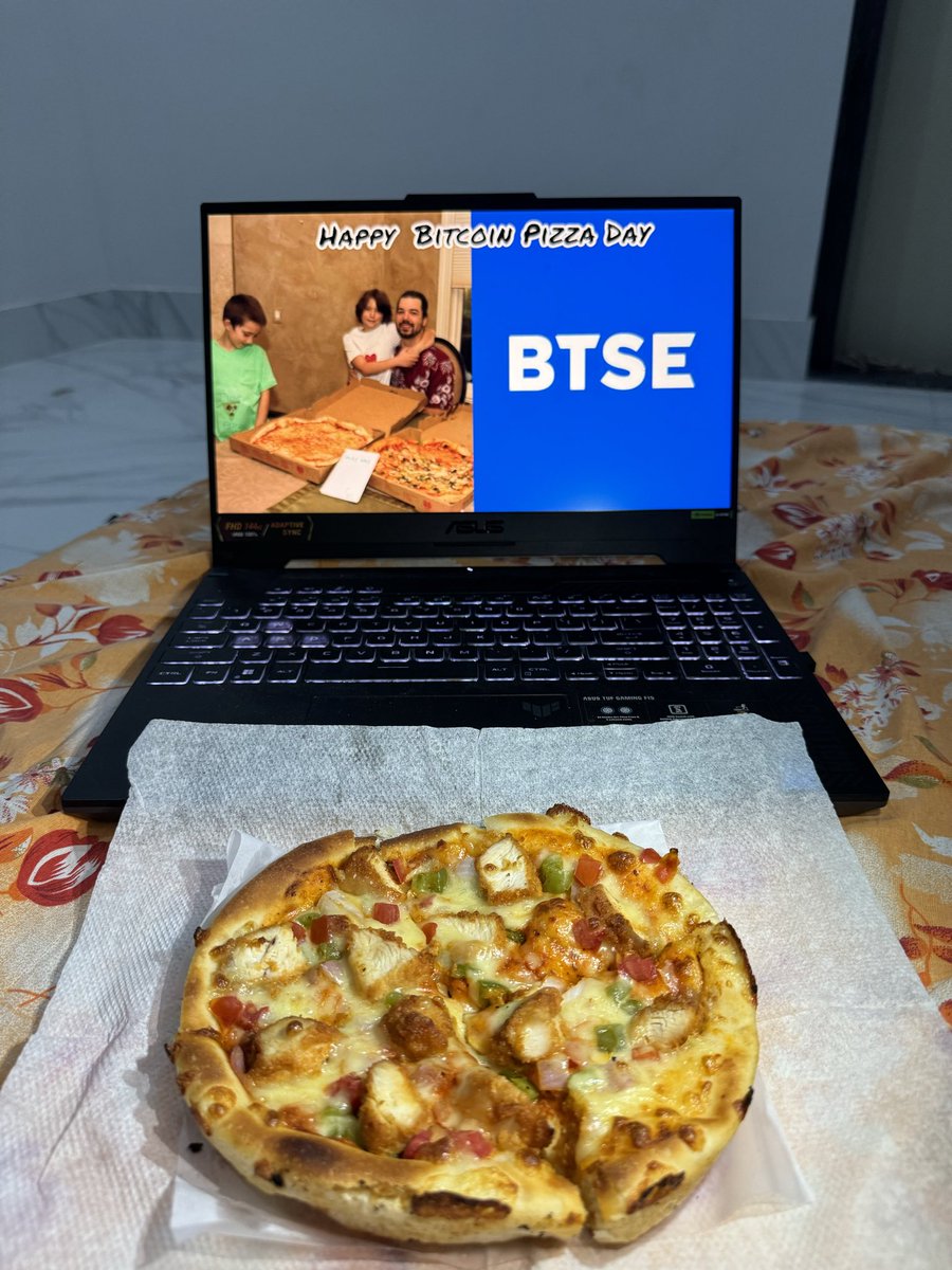Web3BlockSensei's tweet photo. Some people see pizza i see a piece of crypto history 🍕From 10,000 BTC for pizza to a global revolution what a journey it has been. Celebrating Bitcoin Pizza Day with BTSE.
@BTSE_Official @BTSEChinese
#BTSEPizzaDay https://t.co/gLixiCvb4P