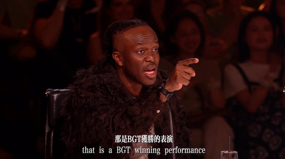 zxchahahaha's tweet photo. 他們沒有拿到BGT《英國達人秀》的名次。
但我覺得，台灣人應該給他們最大的掌聲。

他們是楊立微、賴寬誌。
「Coming True Fire Group 即將成真火舞團的團員」

一對來自台灣的夫妻。，也是一對把命交給彼此的表演搭檔。

在舞台上，立微用雙腳旋轉燃燒的道具，寬誌在旁邊配合、保護、支撐。
只要一個節奏掉、一個判斷慢，火就可能燒到人的表演。
更難的是，他們不是站在熟悉的台灣舞台。
而是在異國、低溫、語言不同、壓力巨大的世界級現場。

尤其英國參賽現場低溫，讓他們手腳發麻、幾乎沒感覺。工作人員用泡麵碗裝熱水幫立微暖腳，水大約 3 分鐘就冷掉，只能一直來回換水，但他們還是上台了。

把這 23 年的訓練、默契、信任，全部燃燒給全世界看。

雖然最後，他們沒有拿到名次。
但他們在舞台上留下了一句話：
「我是楊立微來自台灣！」

不是每一次都會贏。
也不是每一次都會被公平看見。
但總有人願意用身體、用時間、用一輩子的技藝，站到世界面前告訴大家：我們來自台灣。

所以不要說他們輸了。
他們只是沒有拿到節目的名次。
但他們已經把台灣的名字，帶上了世界最大的舞台之一。

雖然沒有獲得最後聚光燈打下來的光，
但也點亮了台灣人的光！

連前總統小英都前來送上祝福🔥