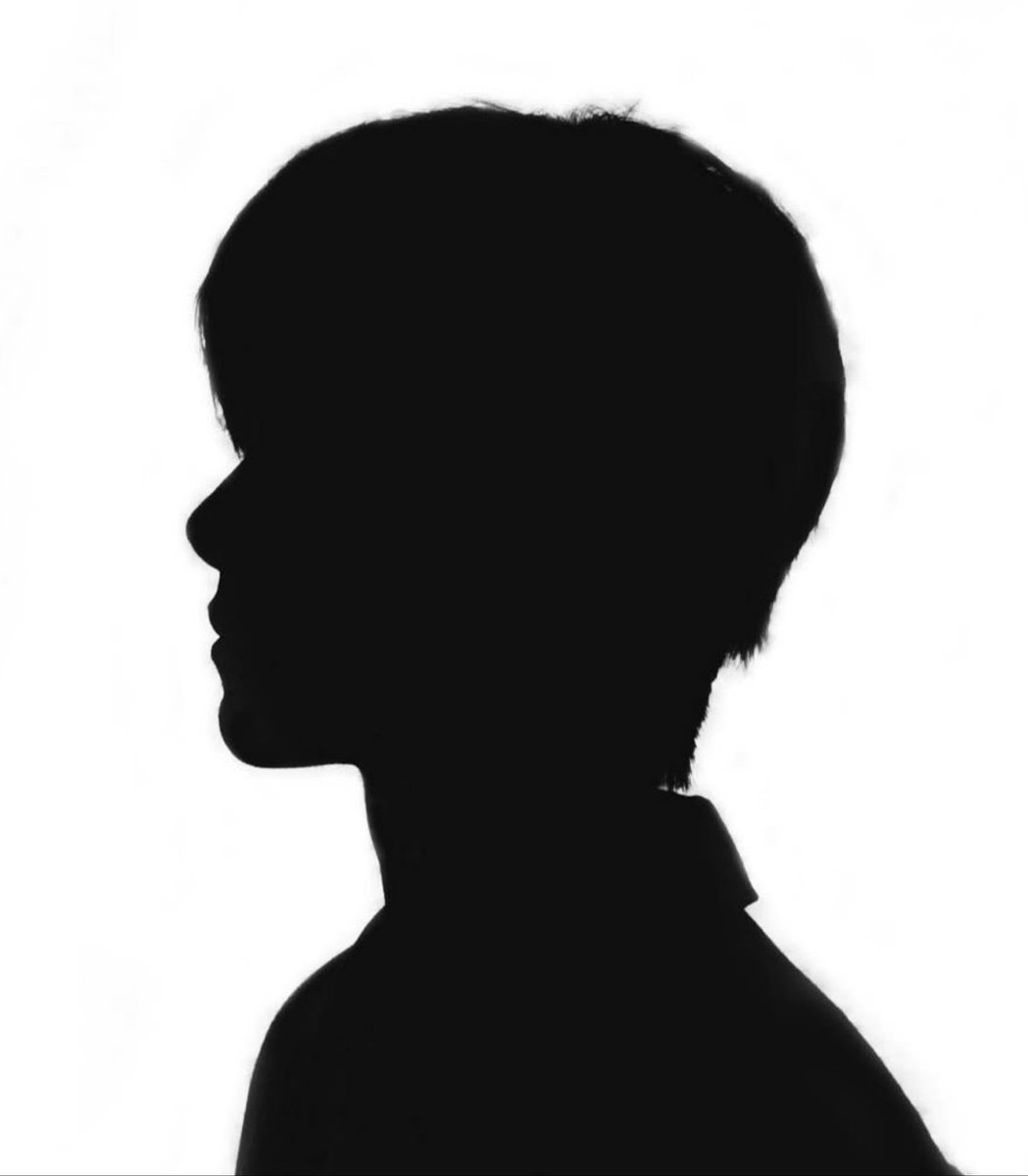 magnumified's tweet photo. YGNBG will have a thai member, who is currently 15 years old. He is a very talented vocalist and is already known for being one of the tallest of the group and for his visuals. He will be the first thai male idol to debut in YG and the fourth addition to YG's thai line !! https://t.co/0edrzsyJUj