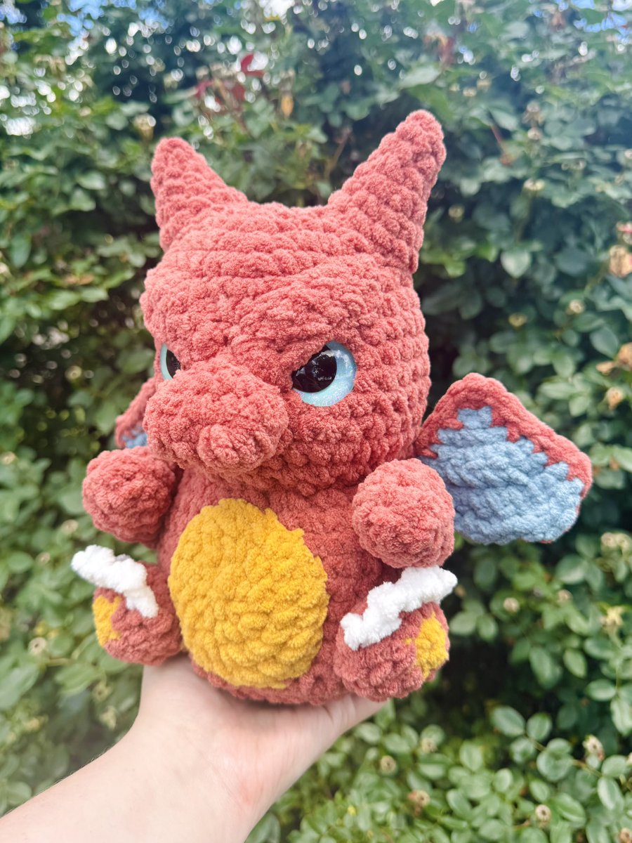 orbitokki's tweet photo. really proud of this charizard ❤️‍🔥 https://t.co/bPaxmLFV8N