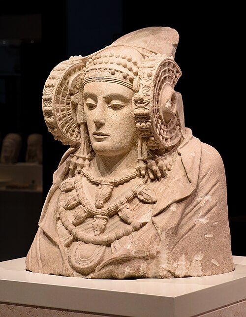 HerodotusWave's tweet photo. The Lady of Elche (or Dama de Elche), a famous limestone bust from the 4th century BC. https://t.co/Ohiu8VgcB9