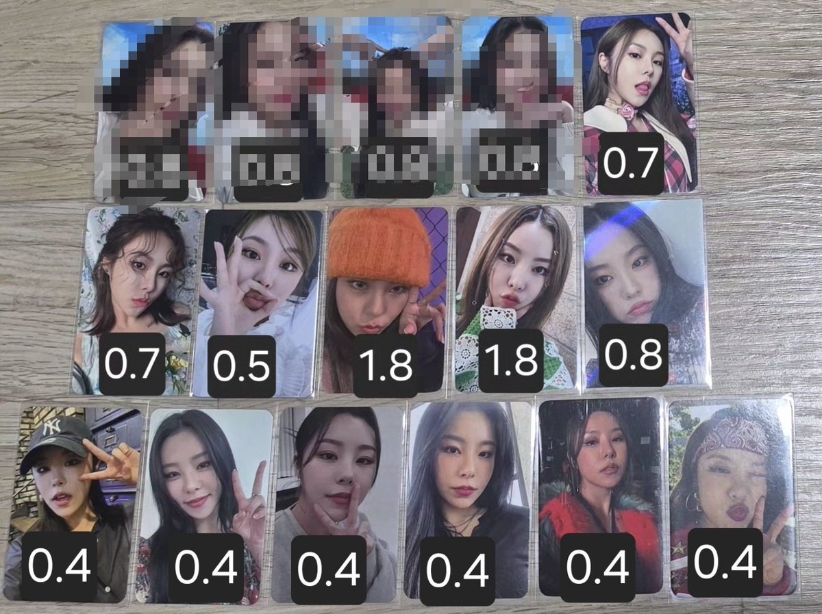 leobmu's tweet photo. ㅅㅊㅇ) 마마무 mamamoo solar moonbyul wheein hwasa photocard pc 솔라 문별 휘인 화사 굿즈 포카 포토카드 양도 판매
휘인 콘서트 포카 https://t.co/ZuZ3EHXtQB