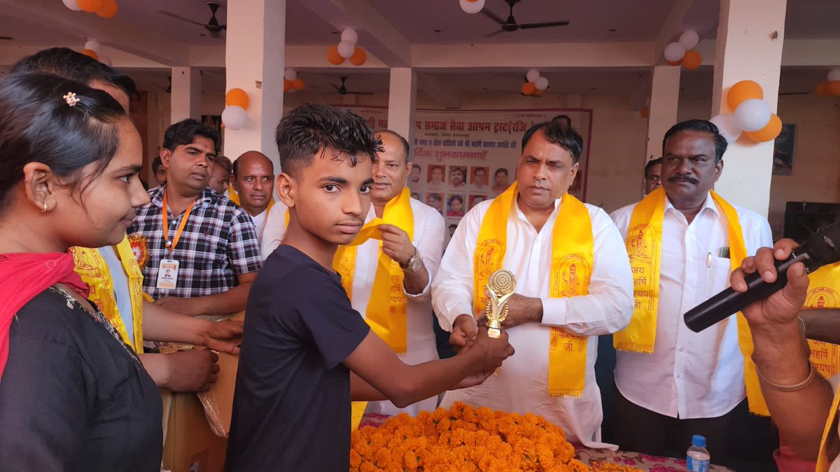 Suresh kumar Kashyap tweet media