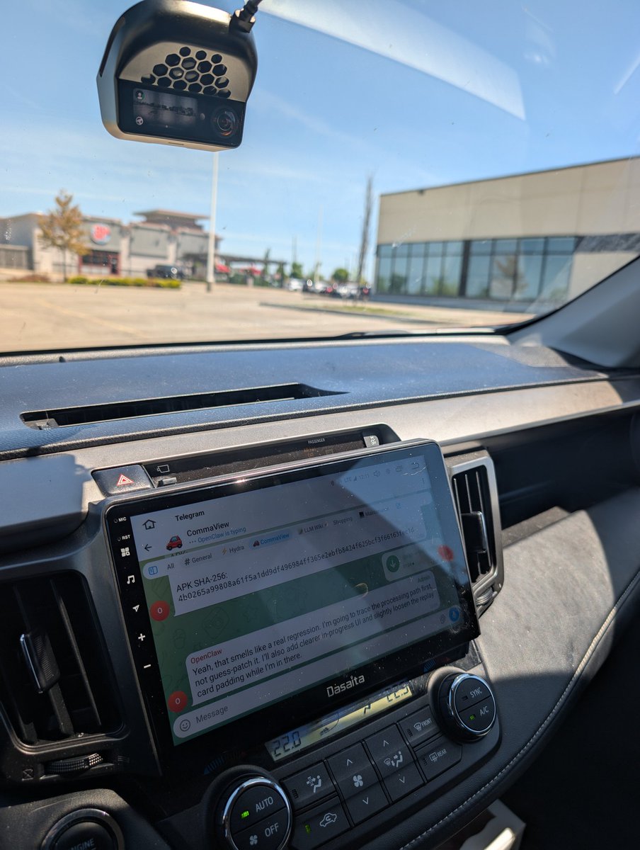 Rhyno_Tech's tweet photo. Just out testing the @CommaView v0.0.153-alpha release candidate. What an exciting time to be alive. Can be coding using AI well my AI drives me around. https://t.co/ZdJMu80Zl3