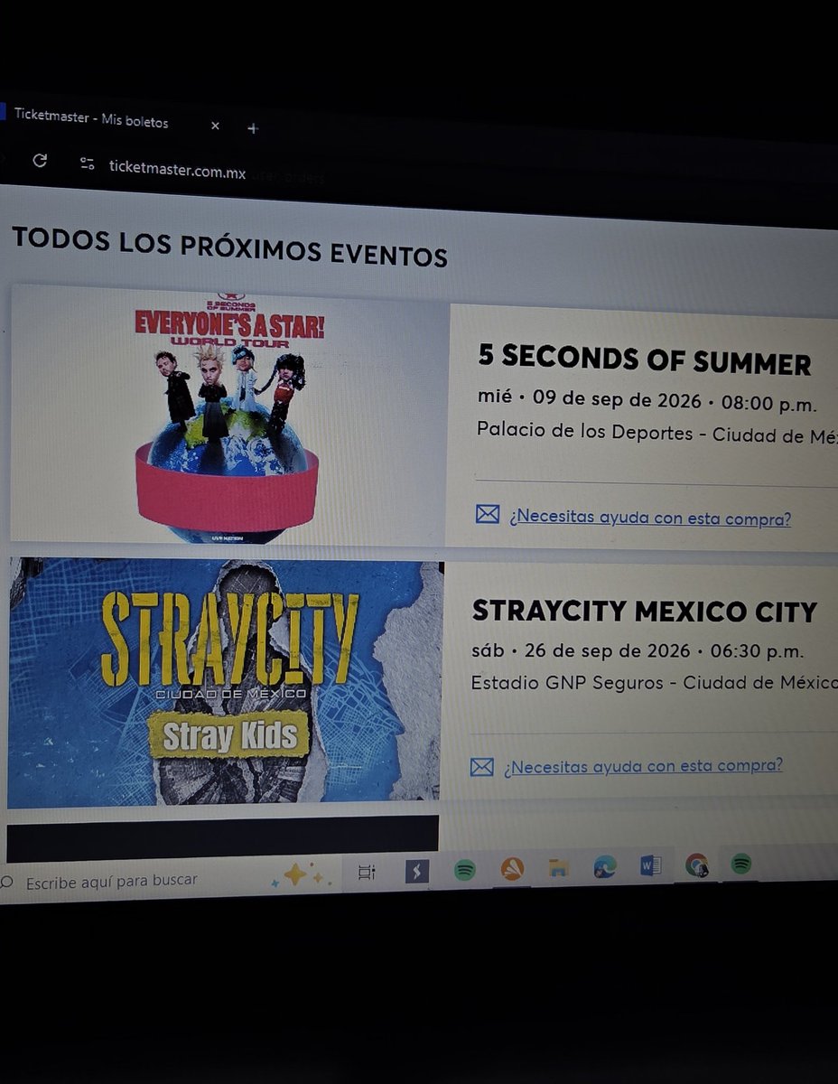 mely | VIO A SKZ Y A TØP ! tweet media