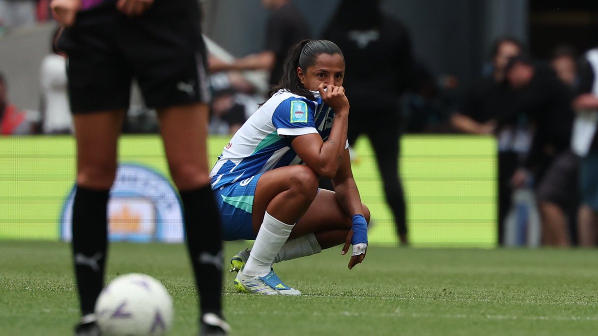 BHAFCWomen's tweet photo. It hurts, but we will be back.

Thank you for your incredible support today and all season, Seagulls. 🙏 https://t.co/nAXMXV8q3G