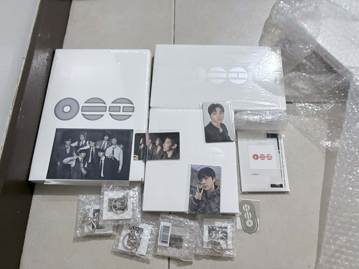 PatchVerge's tweet photo. Arirang Albums for Sale
All sealed with POBs

3500 take all
Priority PAYO

North Caloocan 📌 https://t.co/rvv15CM5HX