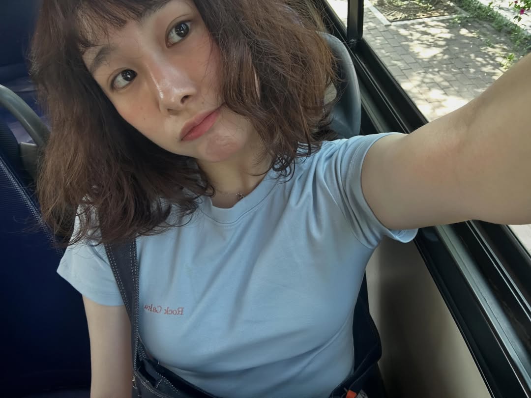 archivemia's tweet photo. [260531] _map.mia.com_ instagram update https://t.co/jnPCdQXCma