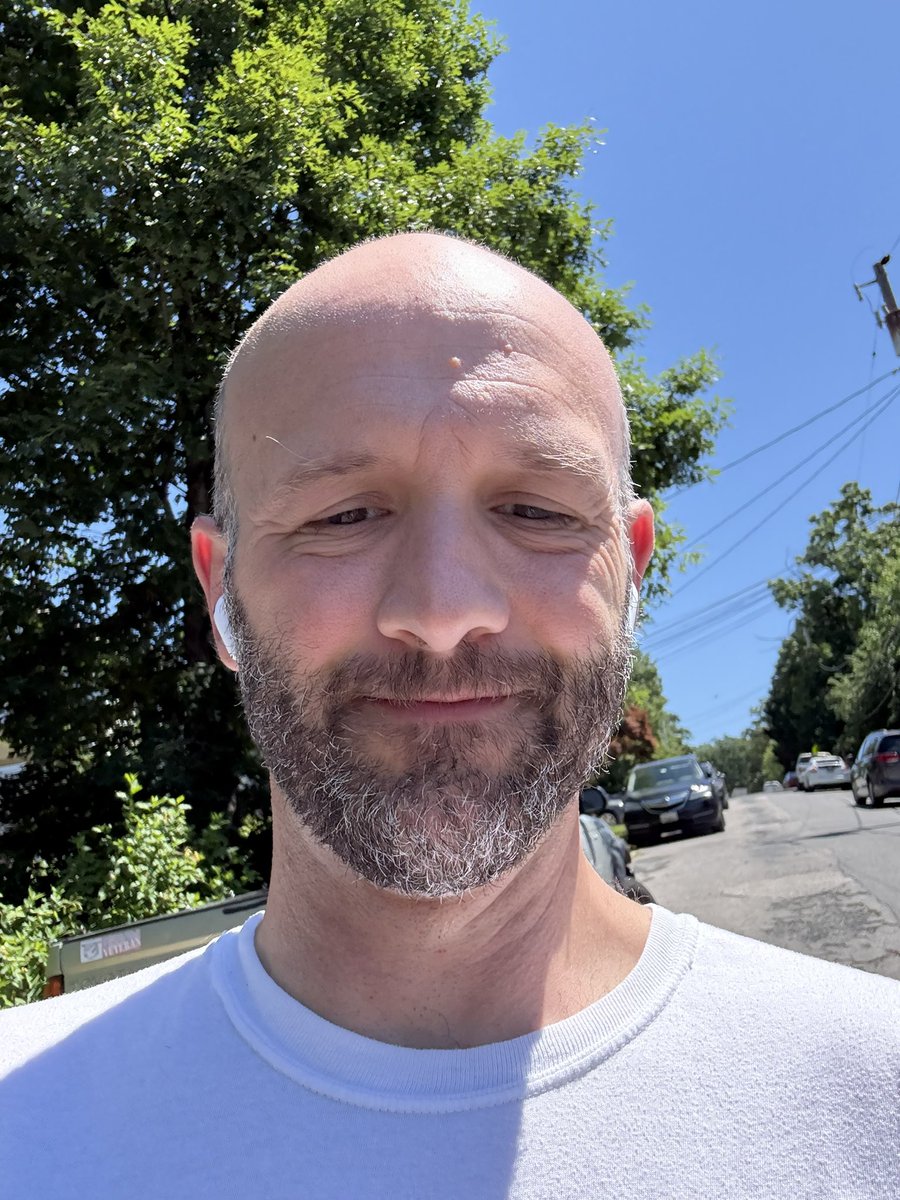 20kSteps's tweet photo. First one today #underdogcardioclub https://t.co/ubNwtbafzu