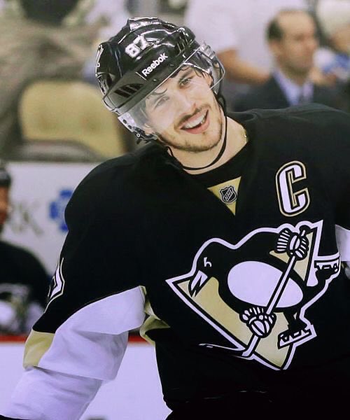 lenka87reads's tweet photo. saw someone else do it so here bc i am a #trendfollower. my pinterest results for
cake
drink
outfit
nhl player https://t.co/QpHeT2ymMD