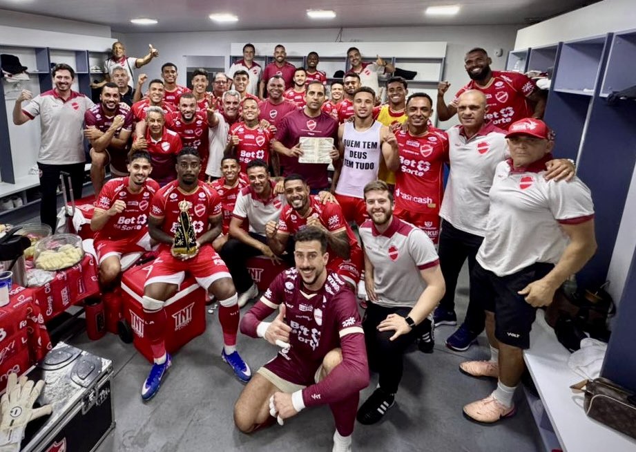 VilaNovaFC's tweet photo. 📷 da vitória! 🙏

#RaçaFéUnião https://t.co/oz6LVxkAk1