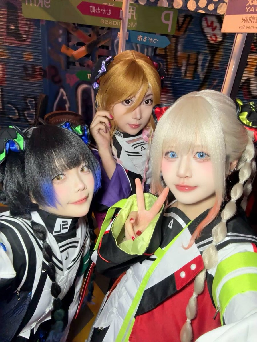 ColaColalaP's tweet photo. ✨ストレイライト✨

芹沢あさひ@pochimu_zz
黛冬優子 @neekuoo_327918
和泉愛依 COLA

#シャニマス #コスプレ #cos https://t.co/HLD6QItOHr