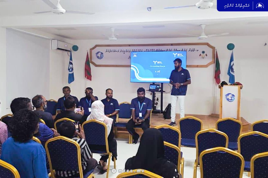 MTCCPlc's tweet photo. #Highlights of the RTL Ferry awareness session we held at M. Veyvah. We would like to extend our gratitude to the Veyvah Council, and SOEs on the island for their help and cooperation with this session. #RTLFerry #ConnectingRaajje #RayyithungeKunfuni https://t.co/wGR7TM0Ylc
