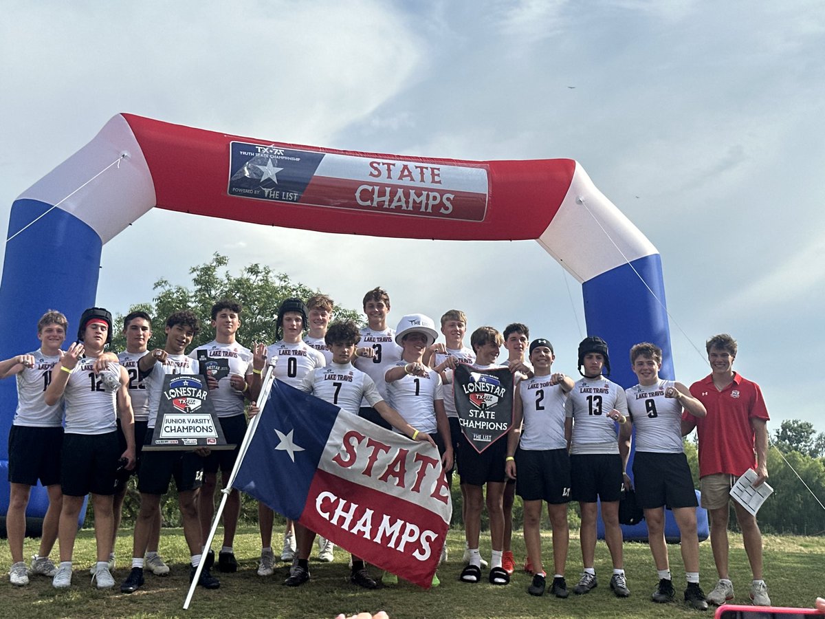 JardinLoeffler's tweet photo. Junior Varsity Texas State Champs https://t.co/qTr0F7MaPR