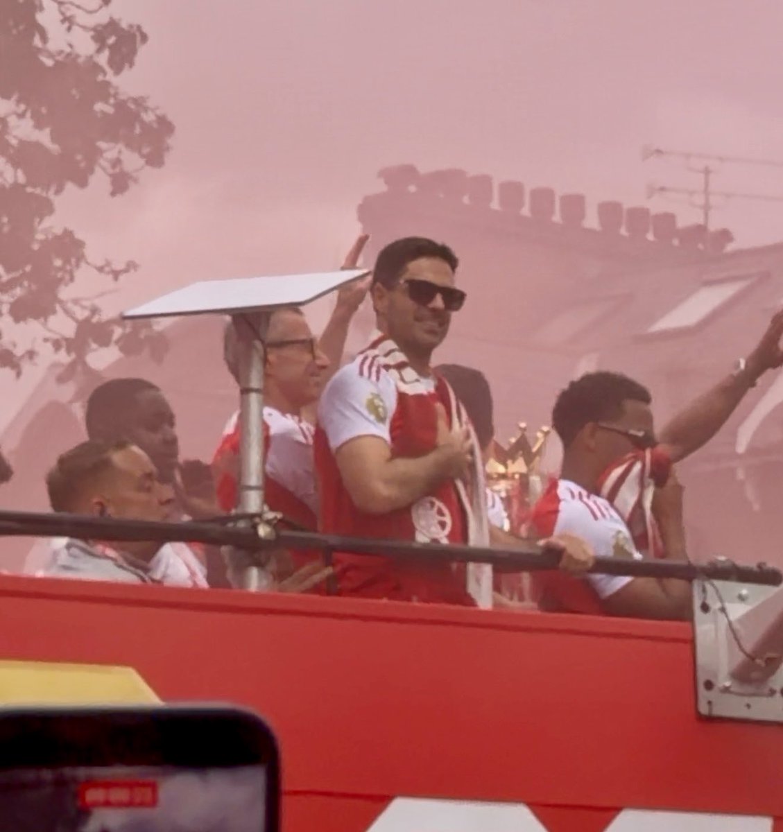 DannyMMorris's tweet photo. The King 👑 @Arsenal https://t.co/0pAAMM1FXz