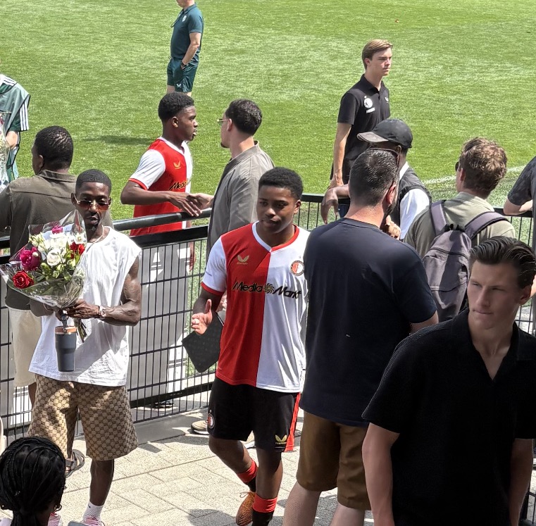 FRRichard (Tweets Feyenoord e.a.) tweet media