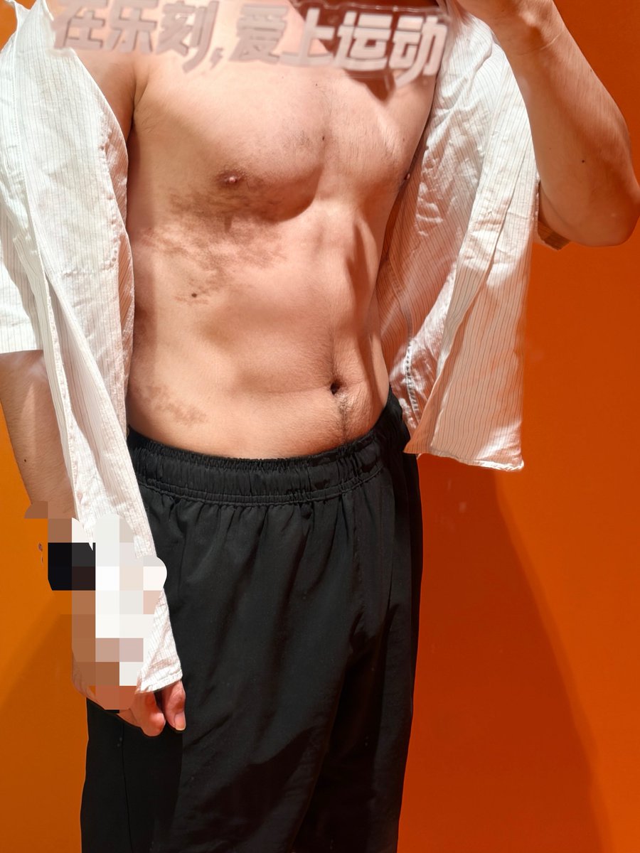 Jefffdu's tweet photo. 最近的焦虑程度belike：“想去卖”“想去拍私房” https://t.co/j9KCrh4Mik