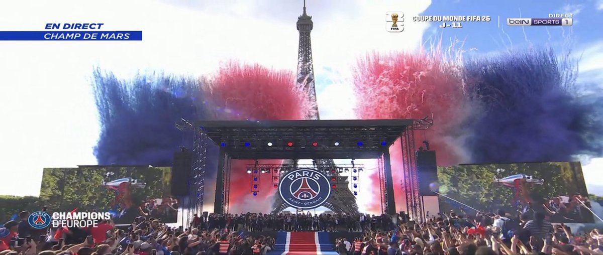 VACAD6's tweet photo. #PSG merci walah #champi̇onsleague #backtoback https://t.co/AXus11Z17b