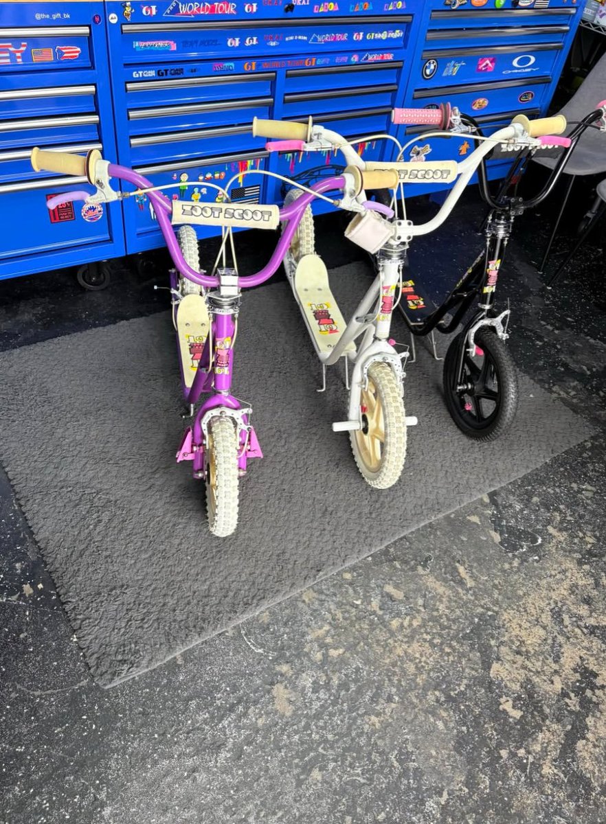 wagnerthereal's tweet photo. If you know what a GT Zoots is, you're probably smiling right now.

The kids today will never understand how much respect one of these earned at the local spot. 😎

#GTBMX #BMXHistory #80sKid #VintageBMX #RadDays https://t.co/gn2cyFrAcu
