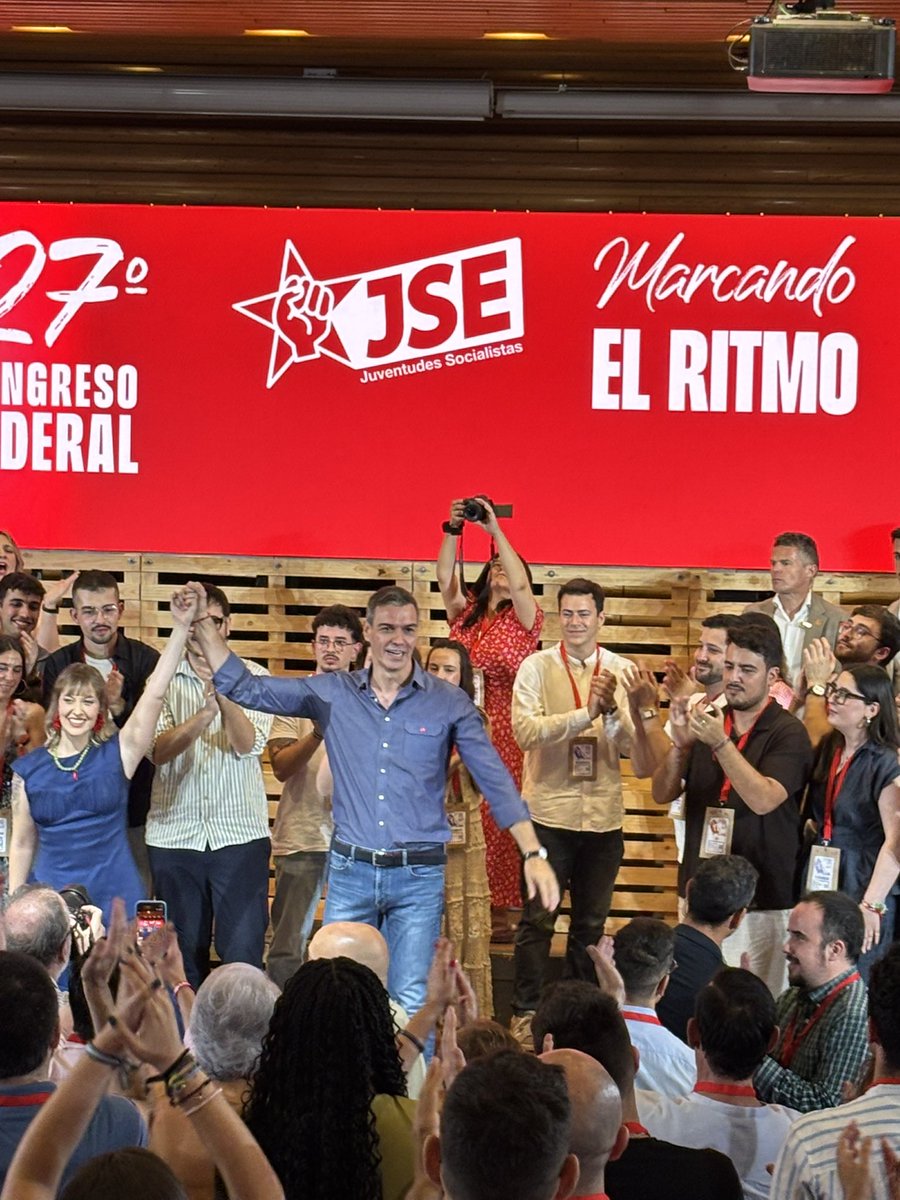 JSE_Egaz's tweet photo. Gran papel de @jse_egaz en el 27 Congreso Federal de @jse_org!

Además tendremos una presencia destacada en la CEF ⬇️

📚 Juan Romero, Vicesecretario Gral. de Ideas y Programas
📈 @itxasoasensio, Secretaria de Economia y Fiscalidad
🏛️@marianancab, Consejo Político Federal https://t.co/VkPc6B9ecs