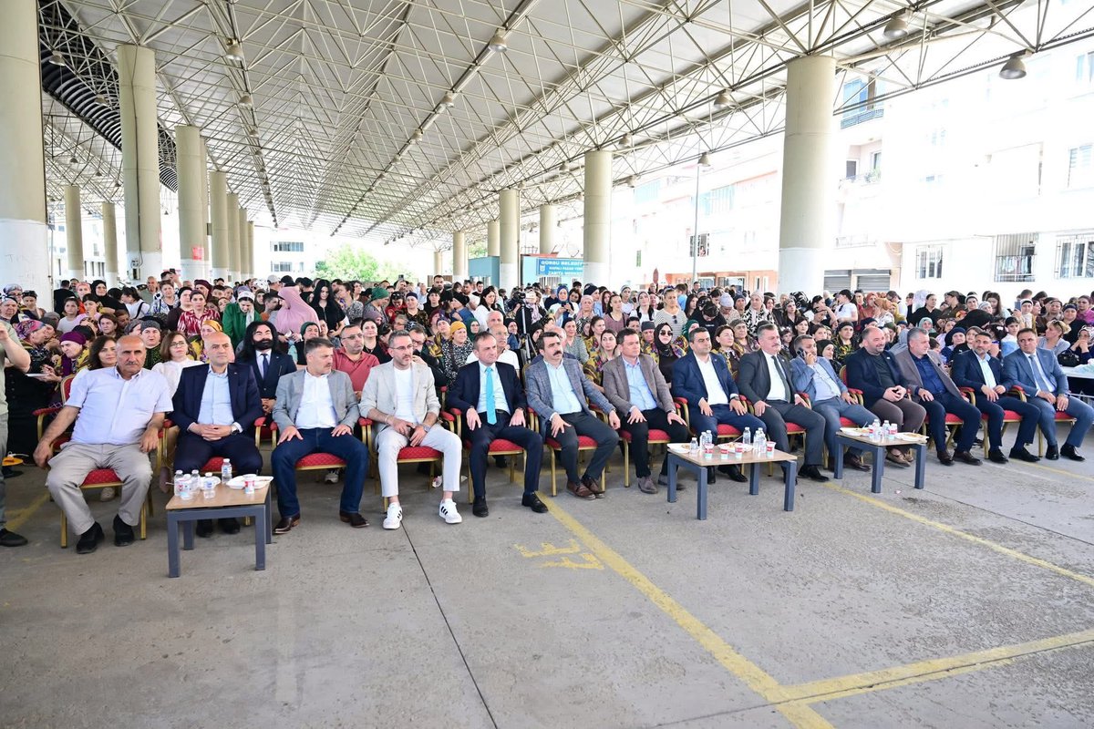 GursuMhp's tweet photo. 📍Geleneksel Ahıska Kültür Şöleni

İlçe Başkanımız Sayın Tahir AKDAĞ, Meclis Üyelerimiz ve Yöneticilerimiz; Ahıskalı kardeşlerimizle bir araya geldiler.Bu anlamlı organizasyonda emeği geçen herkese teşekkür ederiz. https://t.co/d6V9smuor1